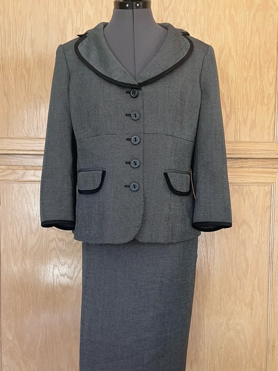 Nine West Jackets & Blazers - Nine West 2-Piece Woman’s Suiting